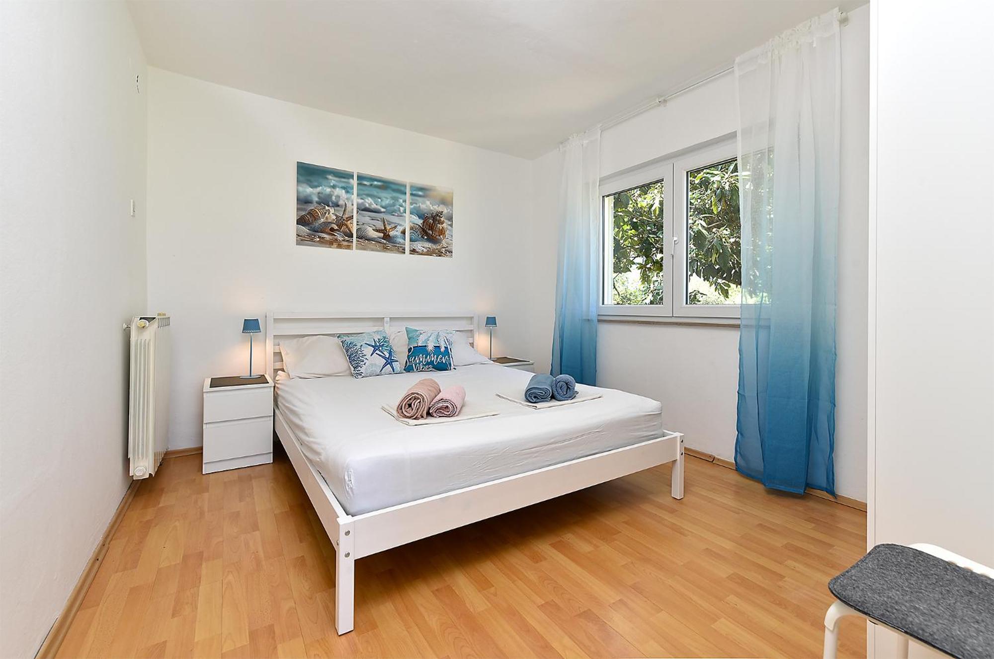 Apartments Vlasta 1410 Premantura Bagian luar foto